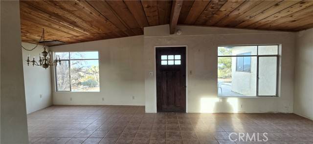 Lucerne Valley, CA 92356,32272 Randall Street