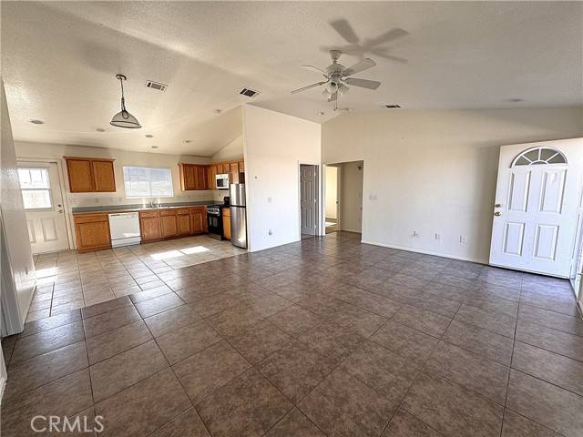 Barstow, CA 92311,24925 Paseo Robles