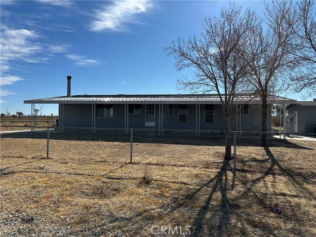 Phelan, CA 92371,7455 Luna Road