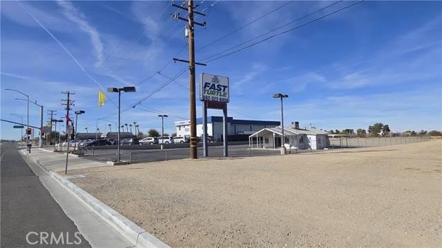 Victorville, CA 92392,15120 Palmdale Road