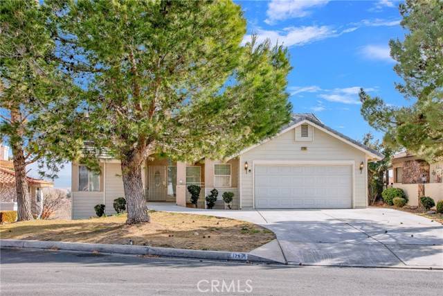 Victorville, CA 92395,12991 Cedarbrook Lane