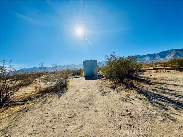 Lucerne Valley, CA 92356,31633 Azurite Road