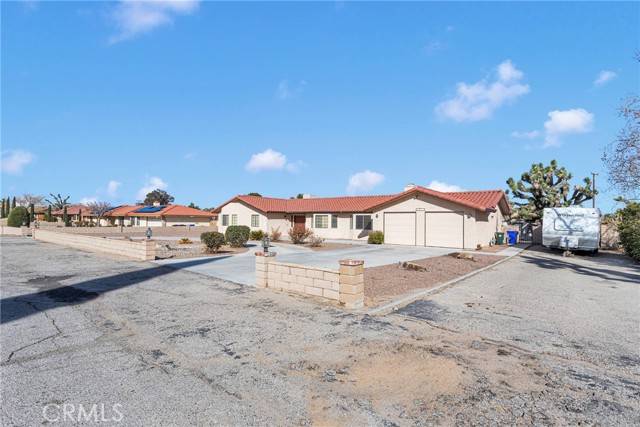 Apple Valley, CA 92308,20382 Ituma Road