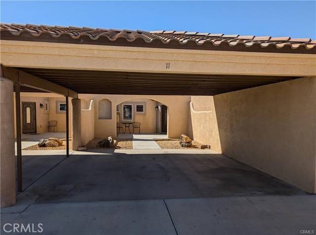 Helendale, CA 92342,27160 Vista Road #11