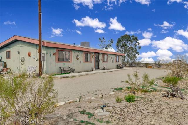 Phelan, CA 92371,14482 Azalea Road