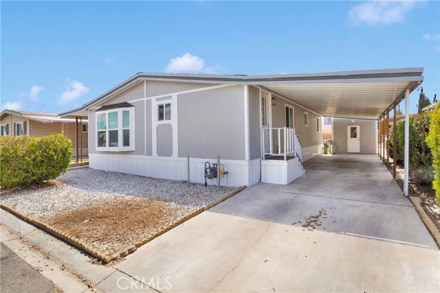 Victorville, CA 92392,15252 Seneca Road #270
