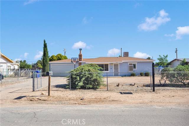 Apple Valley, CA 92307,21822 Dotame Ave