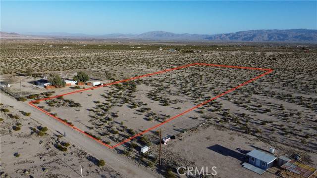 Twentynine Palms, CA 92277,758 Papoose Trail