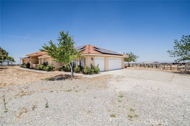 Phelan, CA 92371,8225 Ailanthus Street