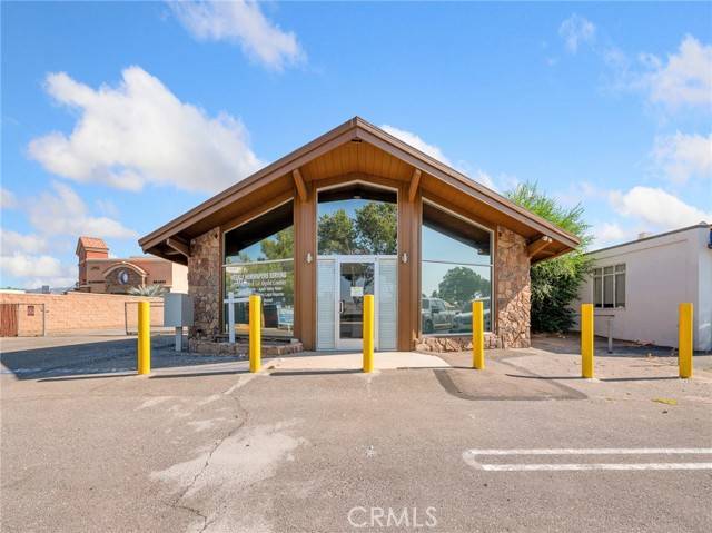 Hesperia, CA 92345,16925 Main Street