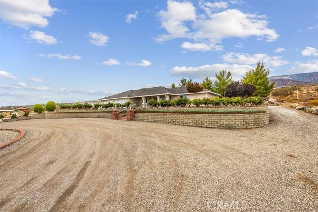 Pinon Hills, CA 92372,325 Canyon Road