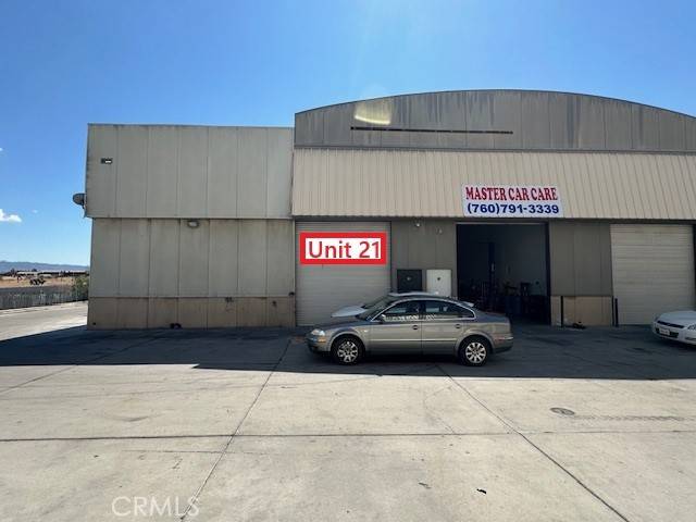 Hesperia, CA 92345,10881 Santa Fe Avenue