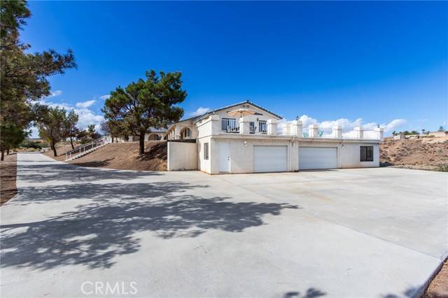 Oak Hills, CA 92344,8384 Highland Court