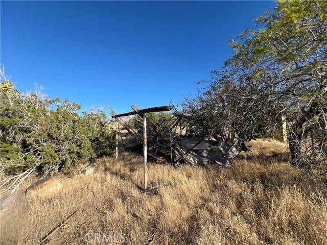 Lucerne Valley, CA 92356,776 Silver Creek Canyon (NEAR) Road