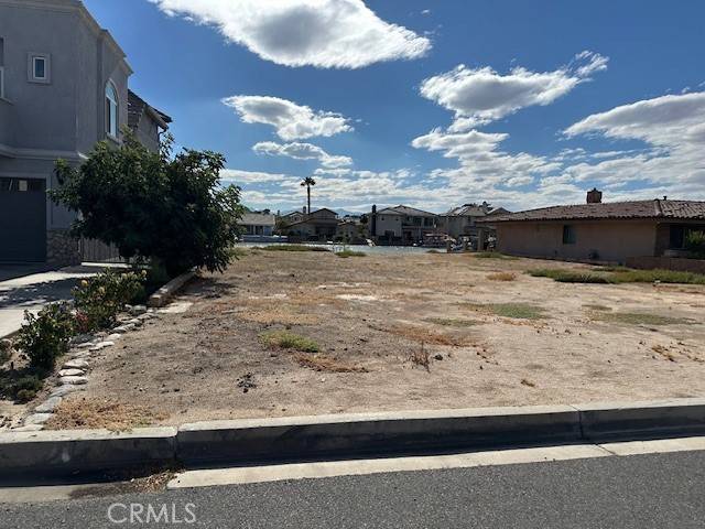 Victorville, CA 92395,13550 Pyramid