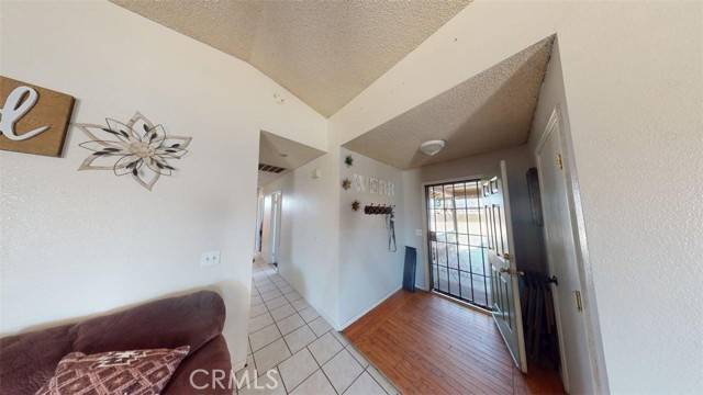Hesperia, CA 92345,9381 Choiceana