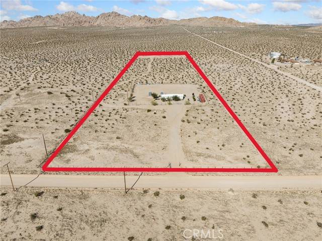 Lucerne Valley, CA 92356,39626 E End Road