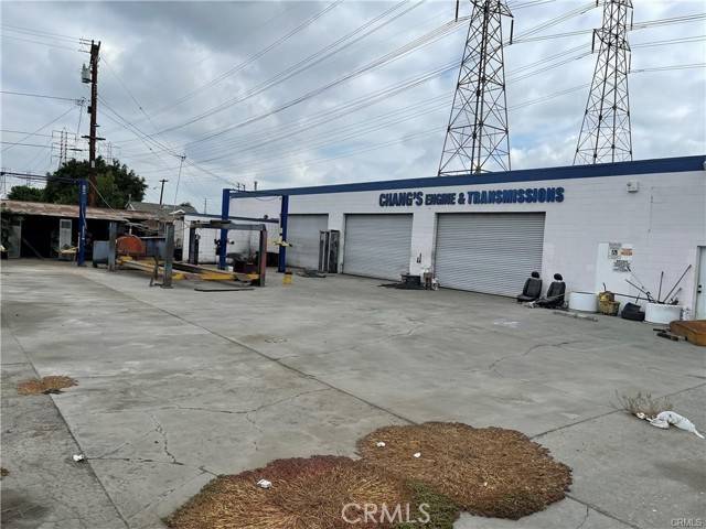 Paramount, CA 90723,7121 Somerset Boulevard