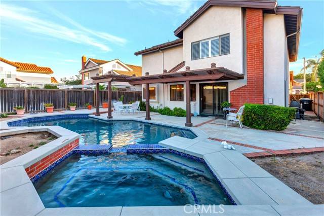 Irvine, CA 92620,5 Oakley