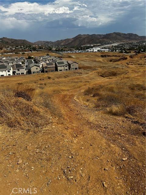 Lake Elsinore, CA 92530,0 Ridge Road