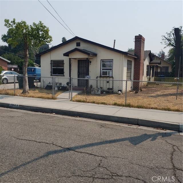 Riverside, CA 92507,1936 W Linden Street