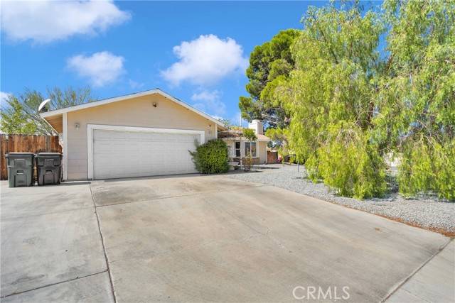 Victorville, CA 92394,15166 Haddington Way