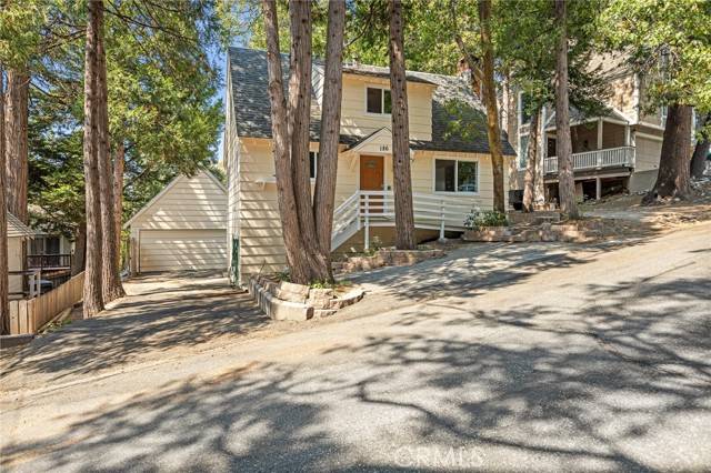 Lake Arrowhead, CA 92352,186 Hemlock Drive