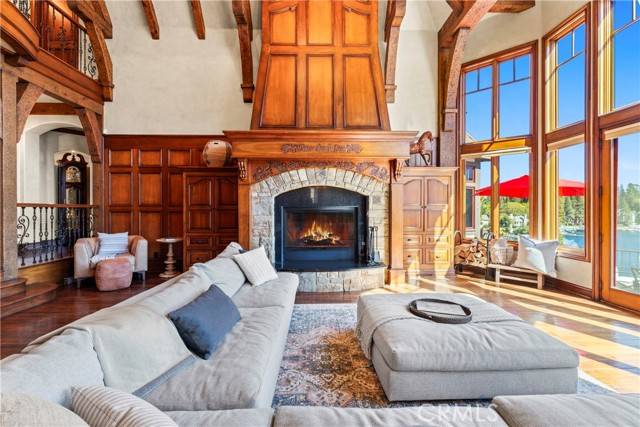 Lake Arrowhead, CA 92352,27453 Bayshore Drive