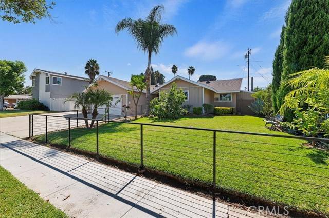 Corona, CA 92882,1048 Lorna Street