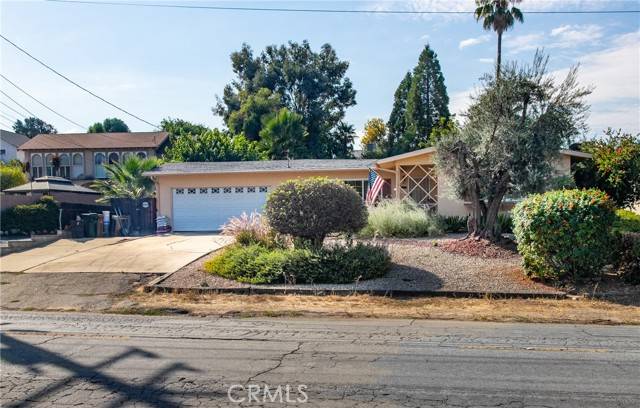 Yucaipa, CA 92399,33993 Avenue E