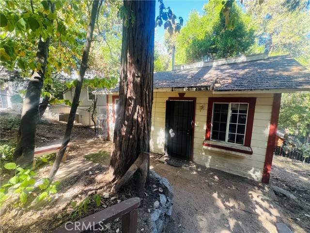 Crestline, CA 92325,23904 Bowl Road