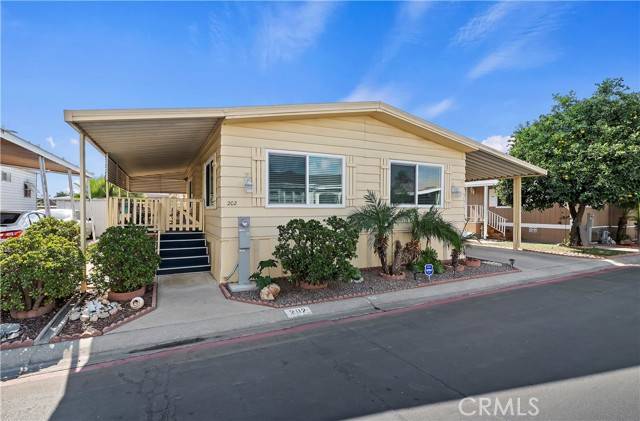 Chino, CA 91710,4400 Philadelphia #202