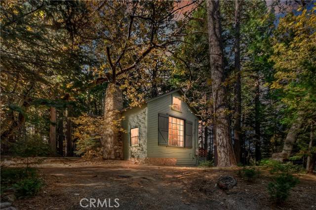 Lake Arrowhead, CA 92352,648 Crest Estates Drive