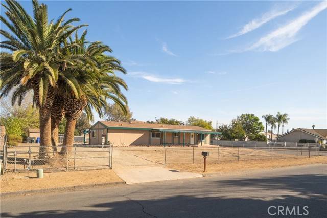 Jurupa Valley, CA 92509,5582 Steve Street