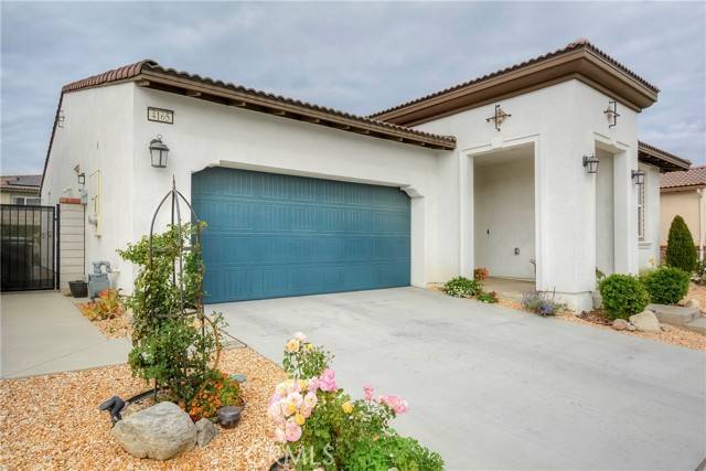 Ontario, CA 91761,4165 E Salida Privado