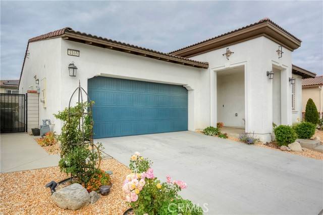 Ontario, CA 91761,4165 E Salida Privado