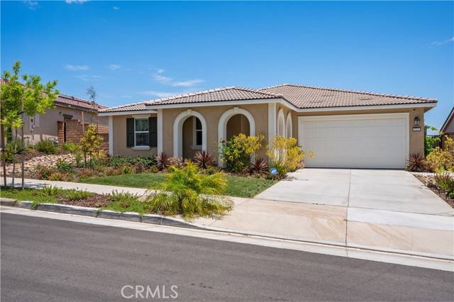 Corona, CA 92882,2521 Santa Fiora Drive