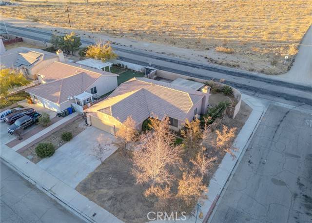 Adelanto, CA 92301,11490 Autumn Street