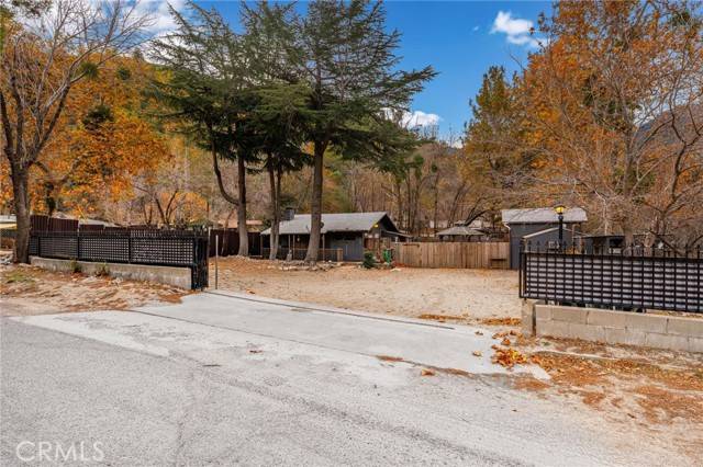 Lytle Creek, CA 92358,13993 Middle Fork Road