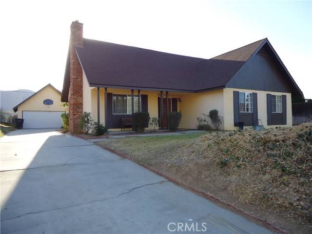 Riverside, CA 92507,132 E Manfield Street