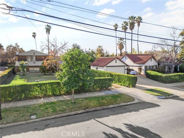 Redlands, CA 92373,40 S Center Street