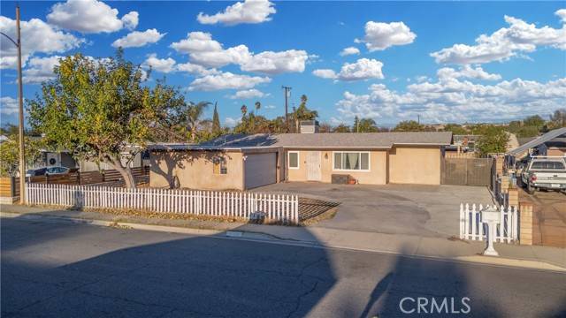 Riverside, CA 92503,3253 Amhurst Drive