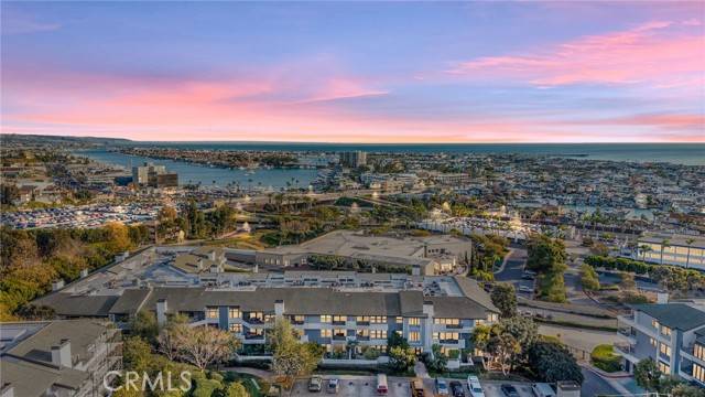 Newport Beach, CA 92663,280 Cagney Lane #219