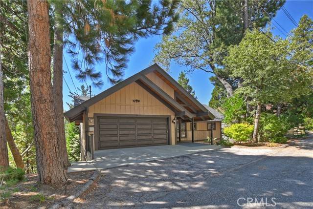 Lake Arrowhead, CA 92352,26603 Hillcrest Lane