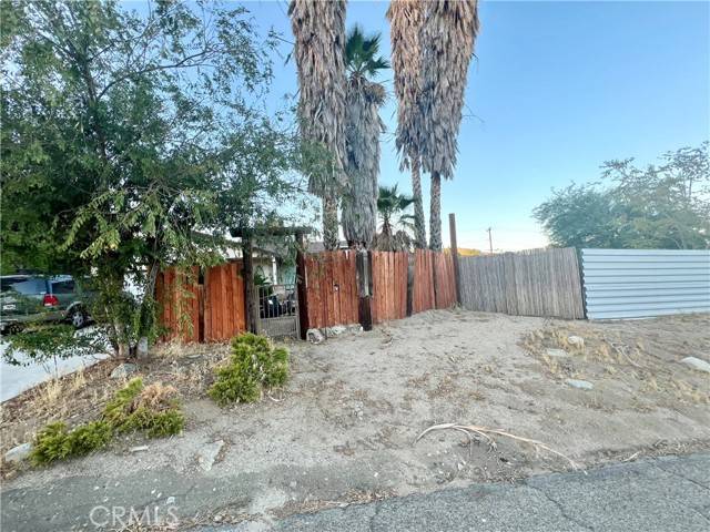 Morongo Valley, CA 92256,49174 Park Avenue