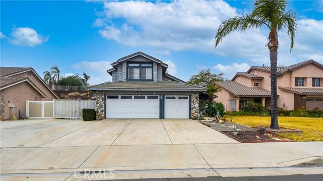 Corona, CA 92883,13057 Fescue Court