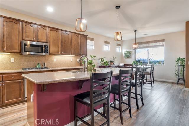 Corona, CA 92883,8789 Cuyamaca Street
