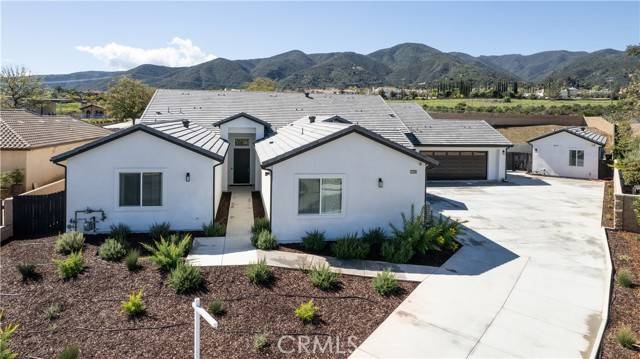 Corona, CA 92881,1204 Arbenz Circle