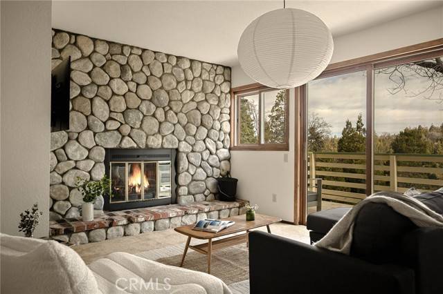 Lake Arrowhead, CA 92352,124 C Lane