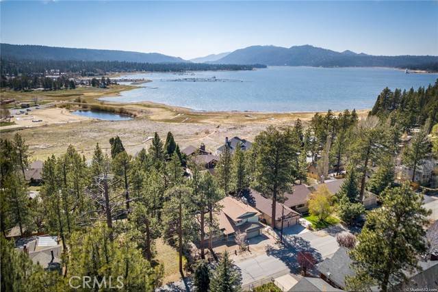 Big Bear Lake, CA 92315,142 S Finch Drive